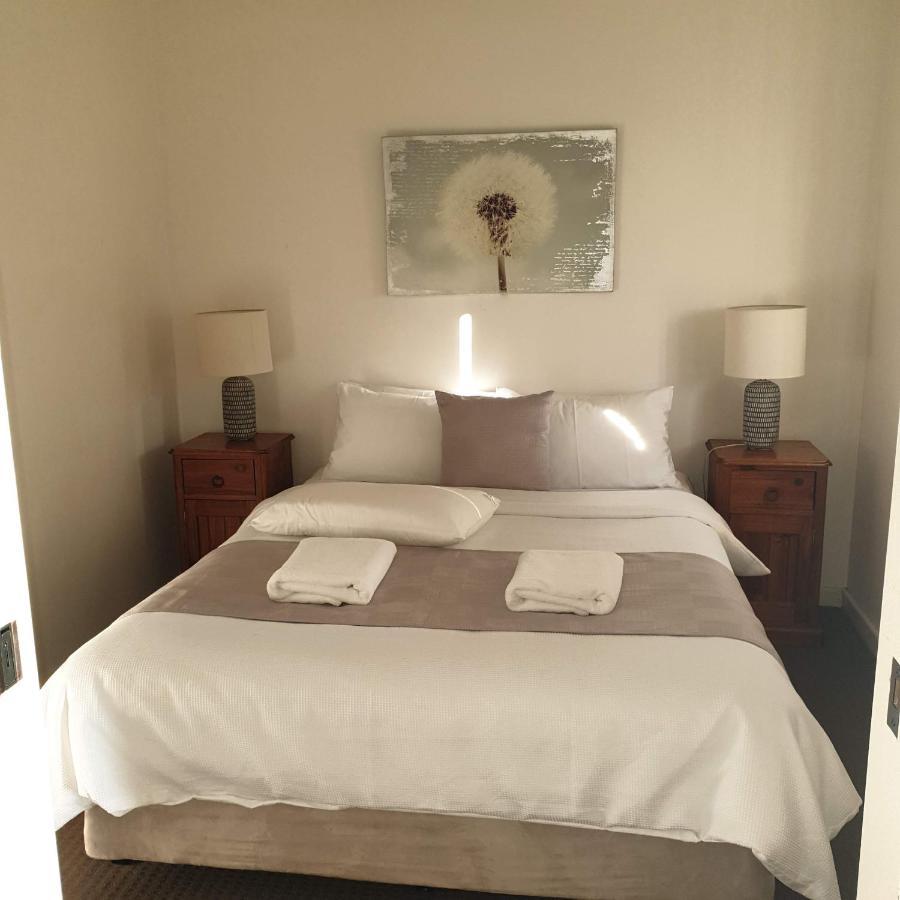 Madigan Wine Country Cottages Lovedale Extérieur photo